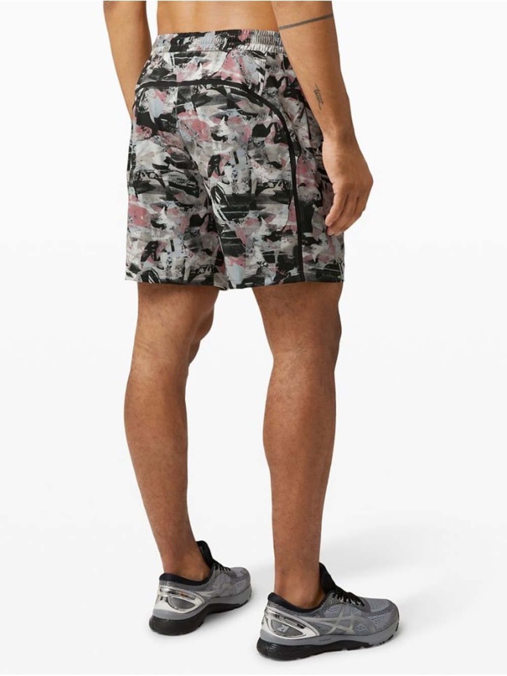 Men's Lululemon Pace Breaker Lined 7" Size L